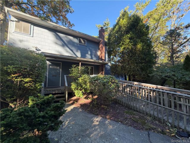 Studio,  0.00 BTH &nbsp;House style home in Shirley
