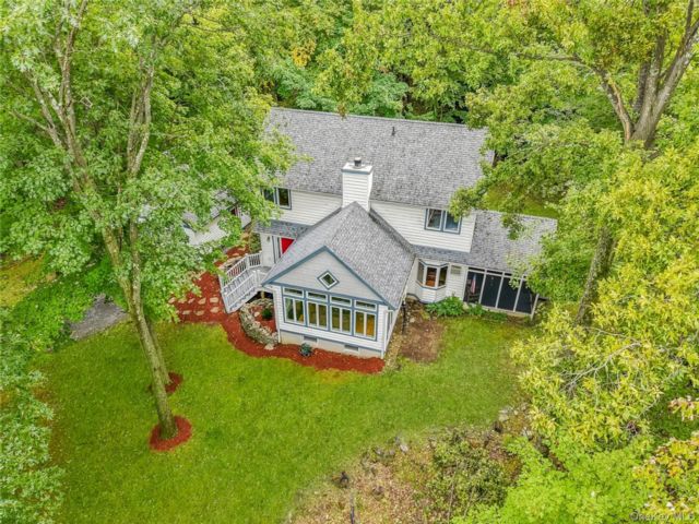  3 BR,  2.00 BTH &nbsp;Colonial style home in Fort Montgomery