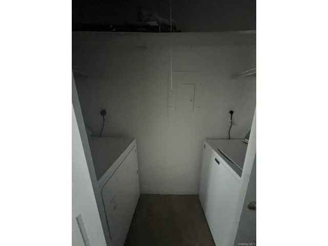 [PHOTO]