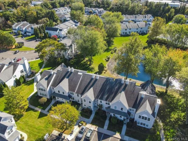  1 BR,  2.00 BTH &nbsp;Other style home in Port Jefferson