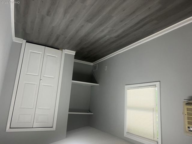 [PHOTO]