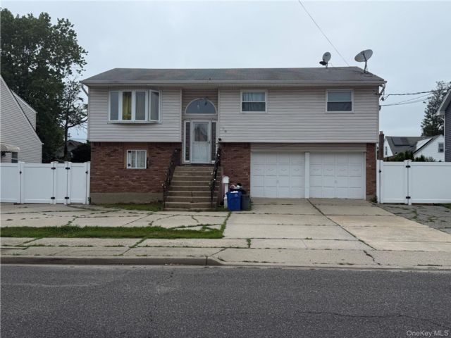[Oceanside Real Estate, listing number 7354252]