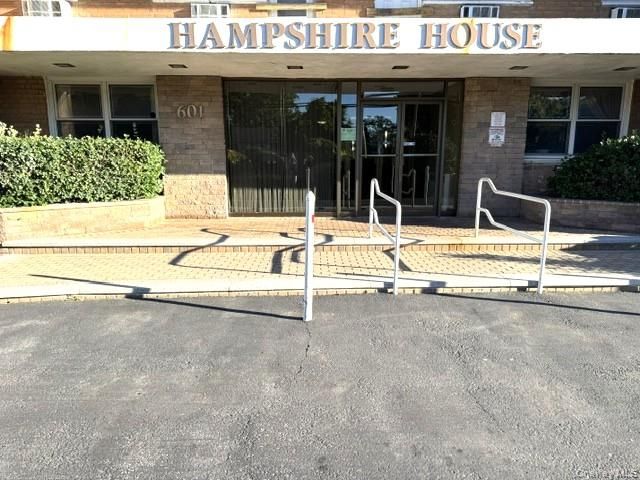 [Cedarhurst Real Estate, listing number 7354268]