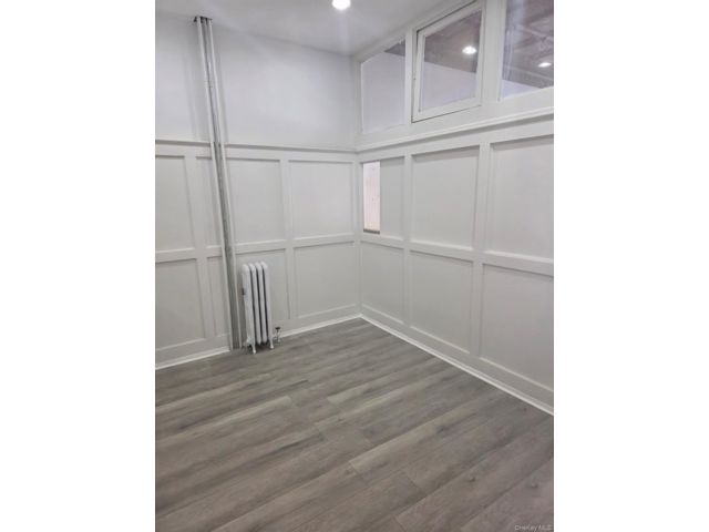 [PHOTO]