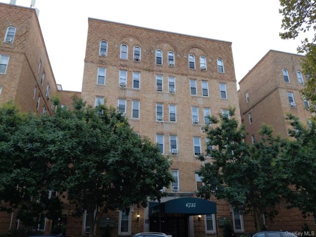  1 BR,  1.00 BTH &nbsp;Other style home in Sunset Park