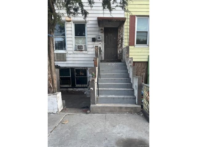  2 BR,  1.00 BTH &nbsp;House style home in Mott Haven