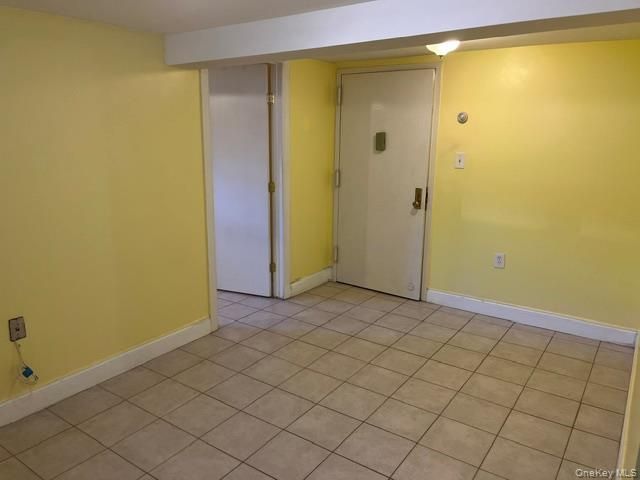  1 BR,  1.00 BTH &nbsp;Other style home in Astoria