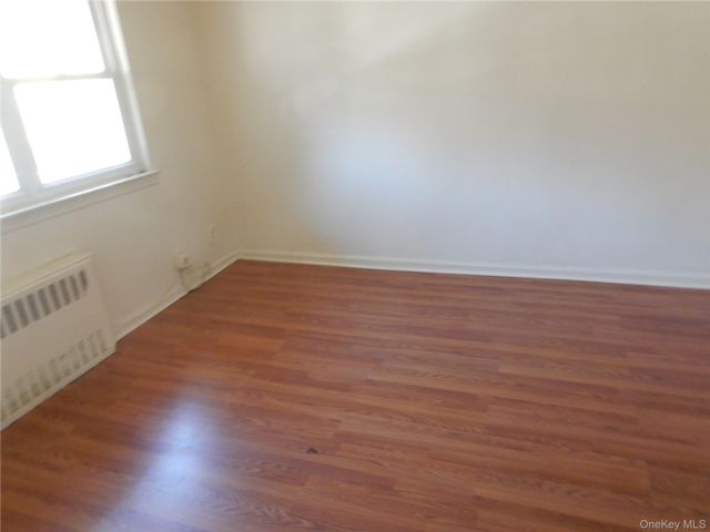 [PHOTO]