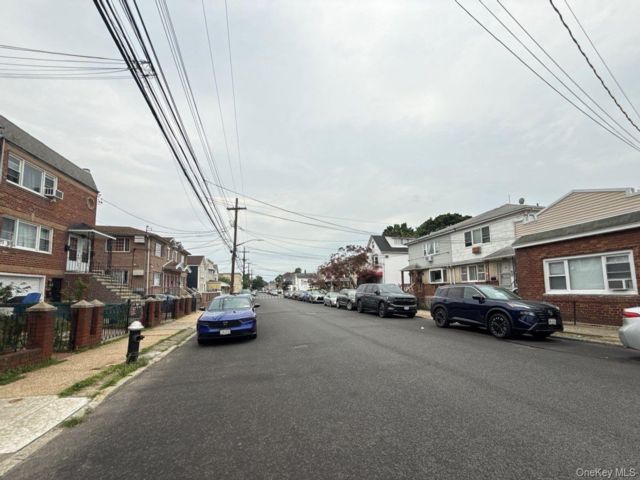 [PHOTO]