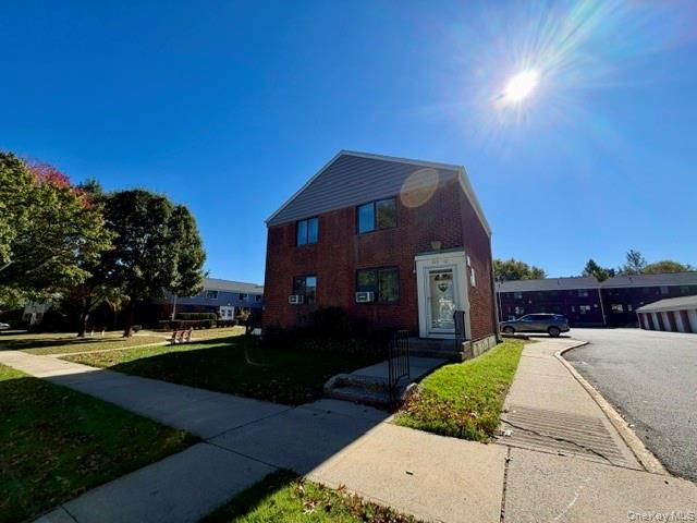  2 BR,  1.00 BTH &nbsp;Other style home in Bayside
