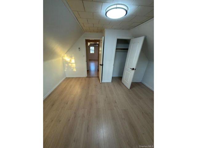 [PHOTO]