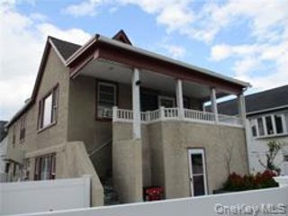  3 BR,  1.00 BTH &nbsp;High rise style home in East Atlantic Beach
