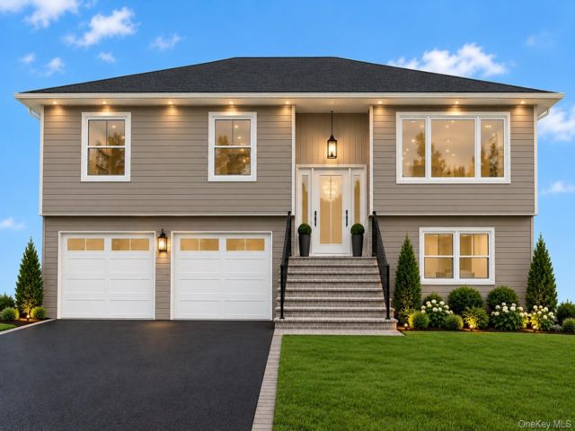  4 BR,  2.00 BTH &nbsp;Hi ranch style home in Rocky Point