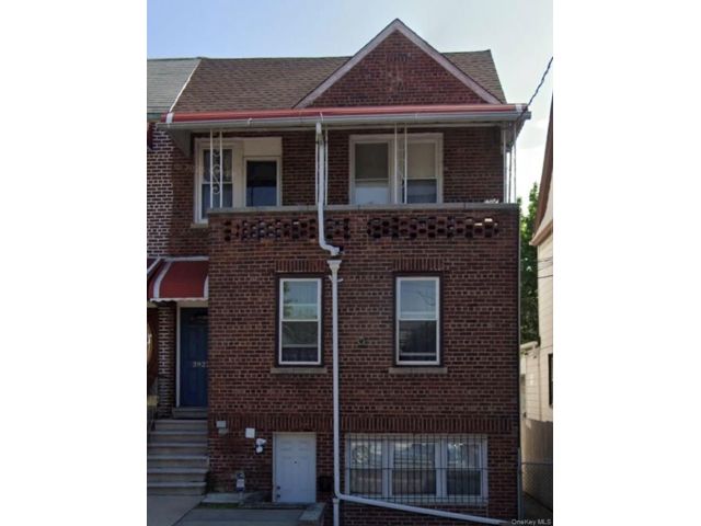  2 BR,  1.00 BTH &nbsp;Other style home in Wakefield