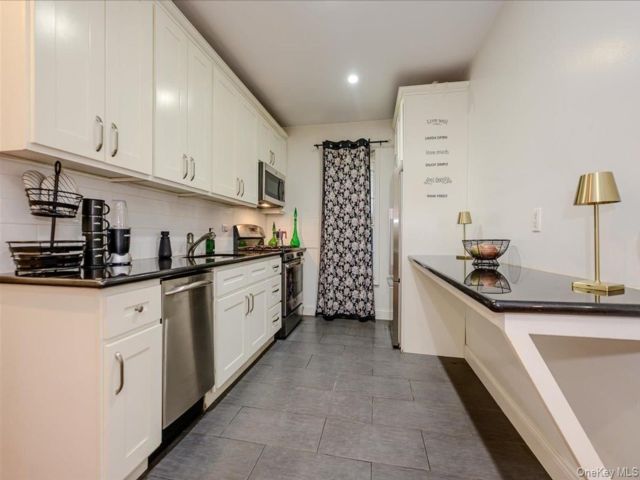 [Pilgrim Real Estate, listing number 7355913]