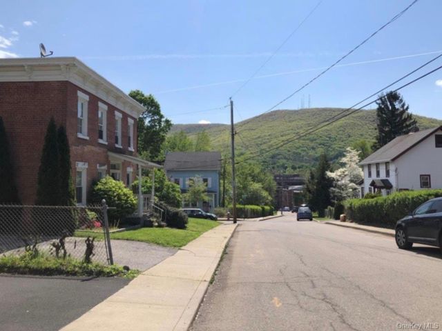  2 BR,  1.00 BTH &nbsp;Craftsman style home in Beacon