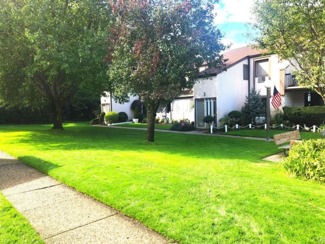  2 BR,  1.00 BTH &nbsp;Other style home in Ronkonkoma