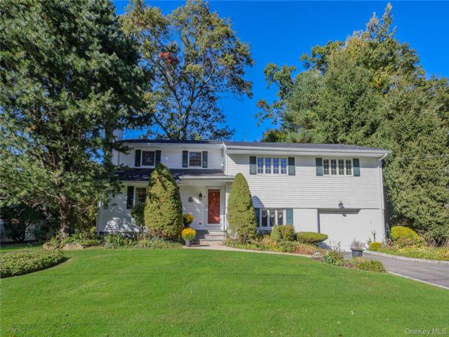 [Huntington Station Real Estate, listing number 7356327]