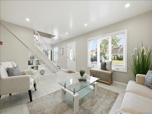 [Westbury Real Estate, listing number 7356972]