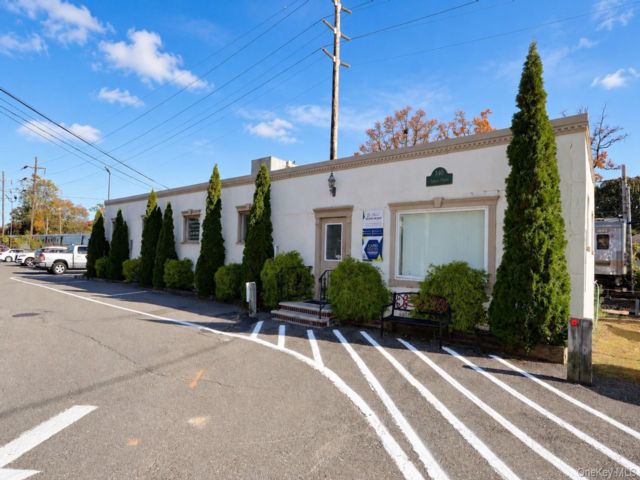 Studio,  0.00 BTH &nbsp;House style home in Malverne