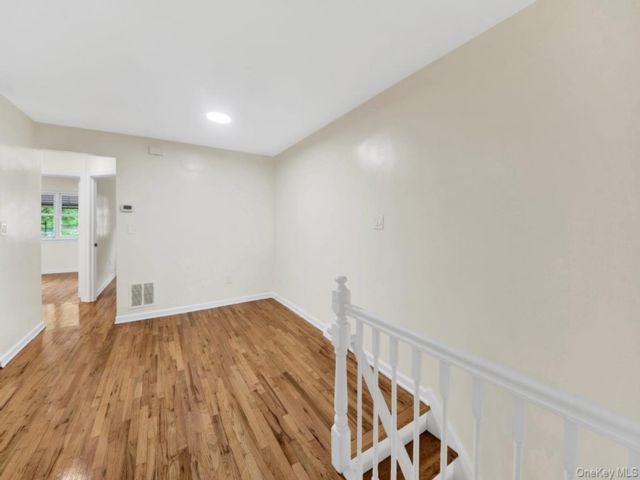  3 BR,  1.00 BTH &nbsp;Colonial style home in Esplanade